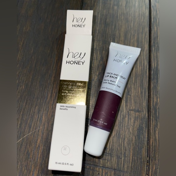 Hey Honey Makeup Hey Honey Trick And Treat Lip Balm Berry Balm